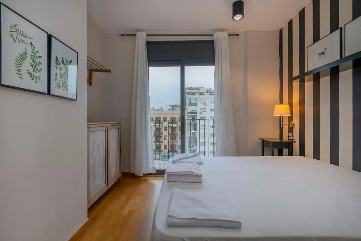 Modern And Bright Apartment In Eixample 5-1 Barcelona Spain