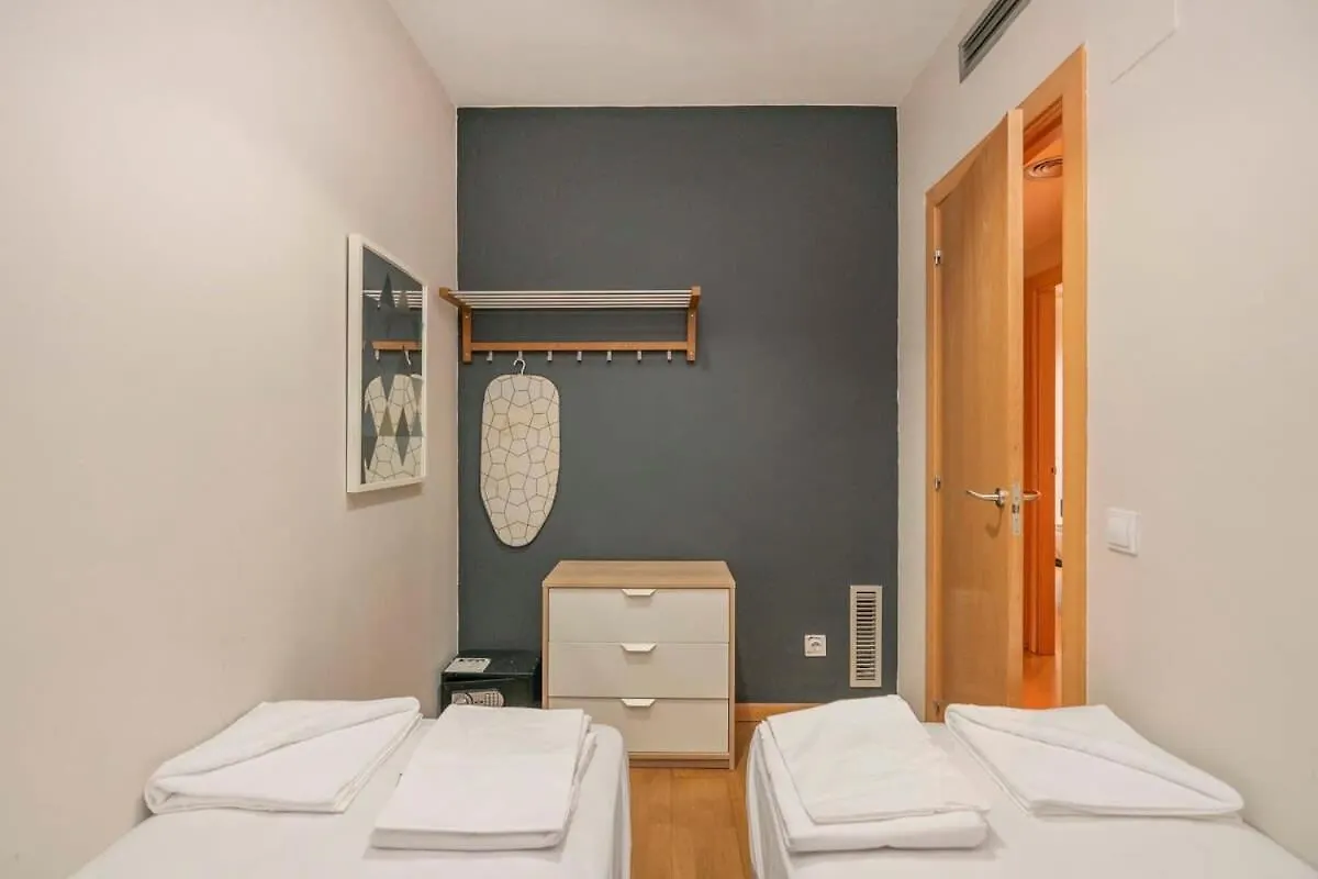 Modern And Bright Apartment In Eixample 5-1 Barcelona