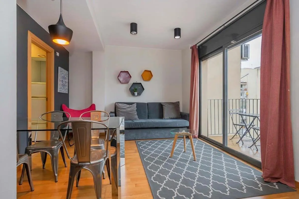 Modern And Bright Apartment In Eixample 5-1 Barcelona 0*,  Spain